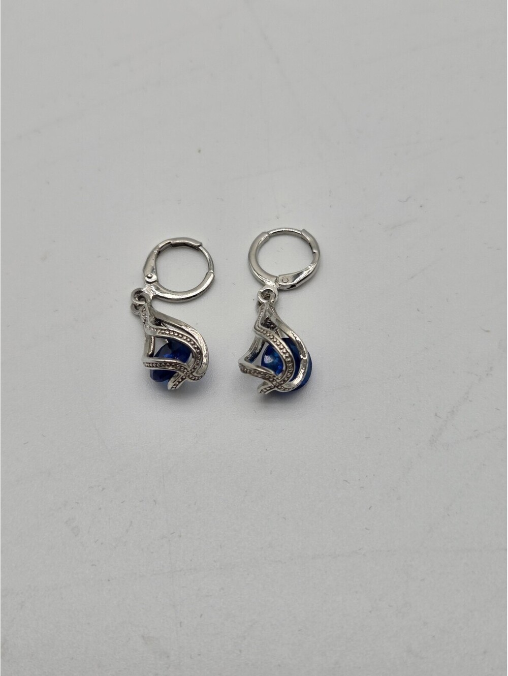 Blue Faceted Glass Bead Dangle Hoop Earrings Silver Tone Swirl Leverback Fashion